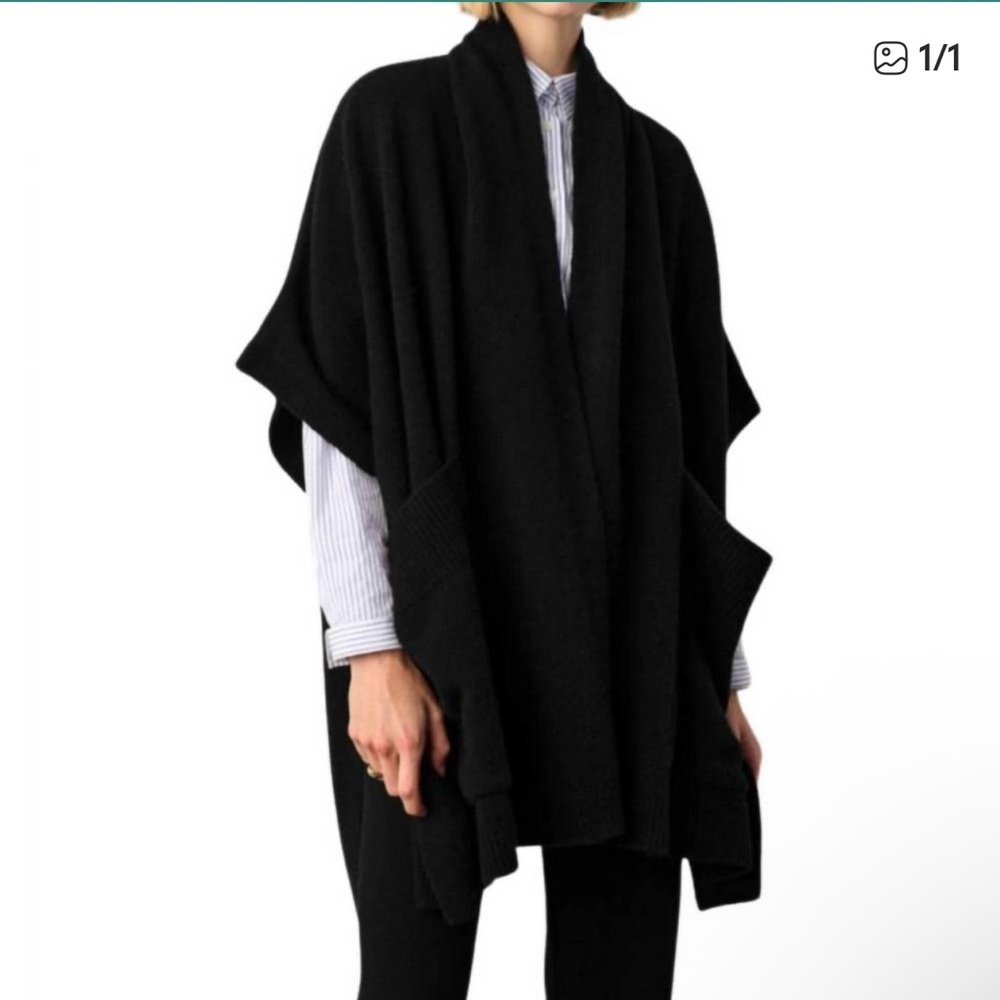 White + Warren Elegant wool and cashmere Black Women's Poncho OS